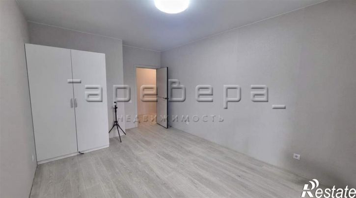 2-комн квартира Светлова, 12