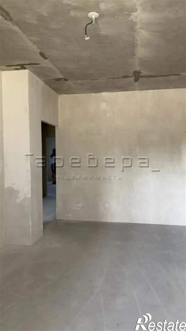 3-комн квартира Александра Матросова, 36