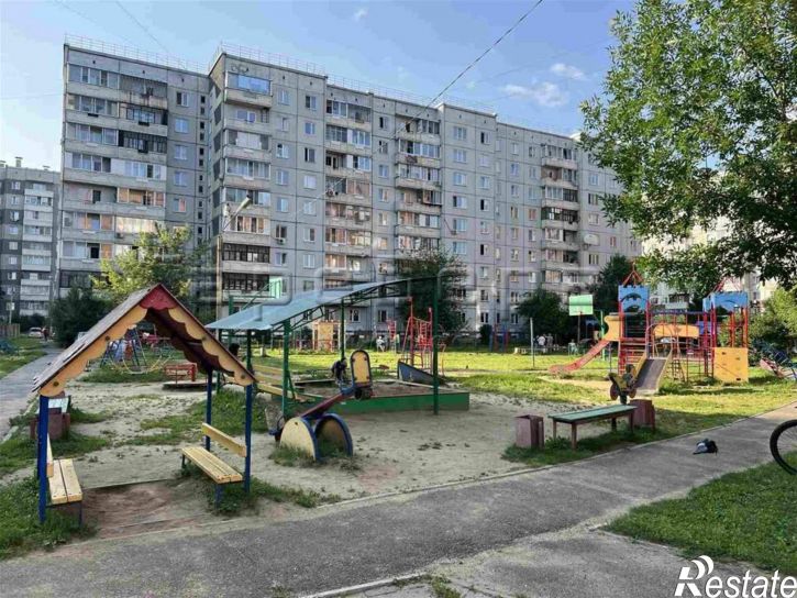 2-комн квартира Светлогорская, 35а