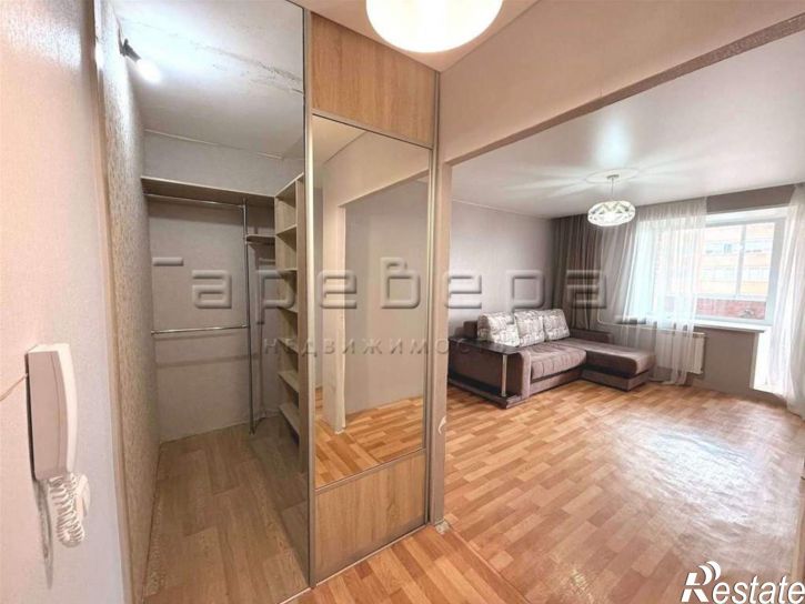1-комн квартира Космонавтов, 17