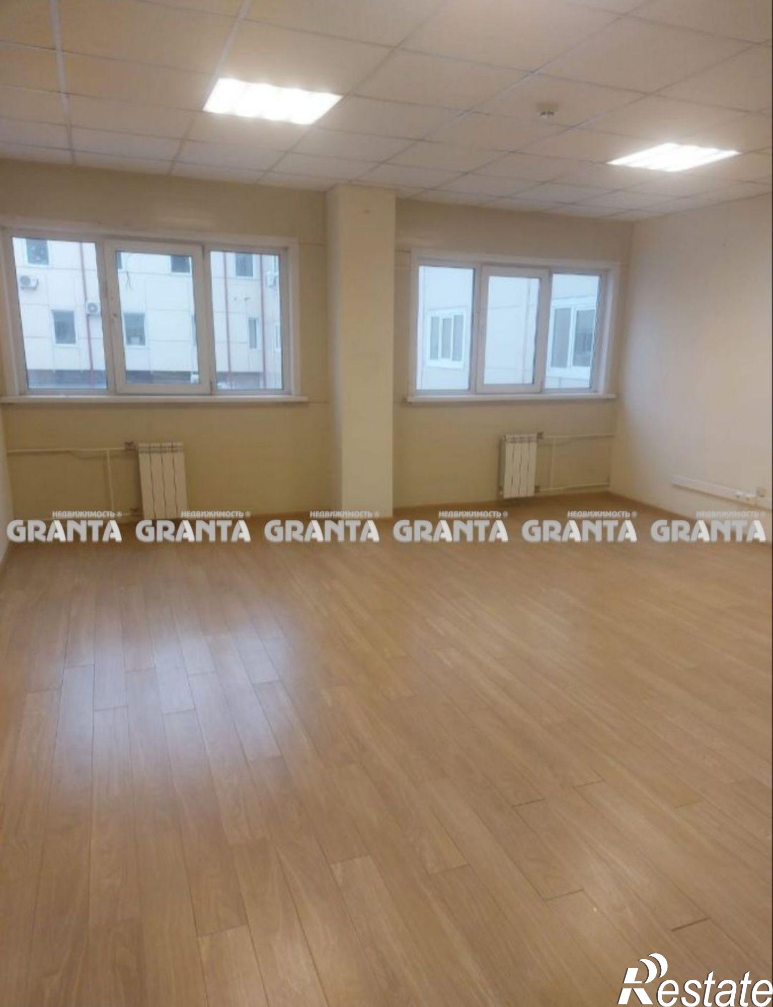 Сдать офис, помещение под офис за 12 000 рублей на ул Обороны, 3б