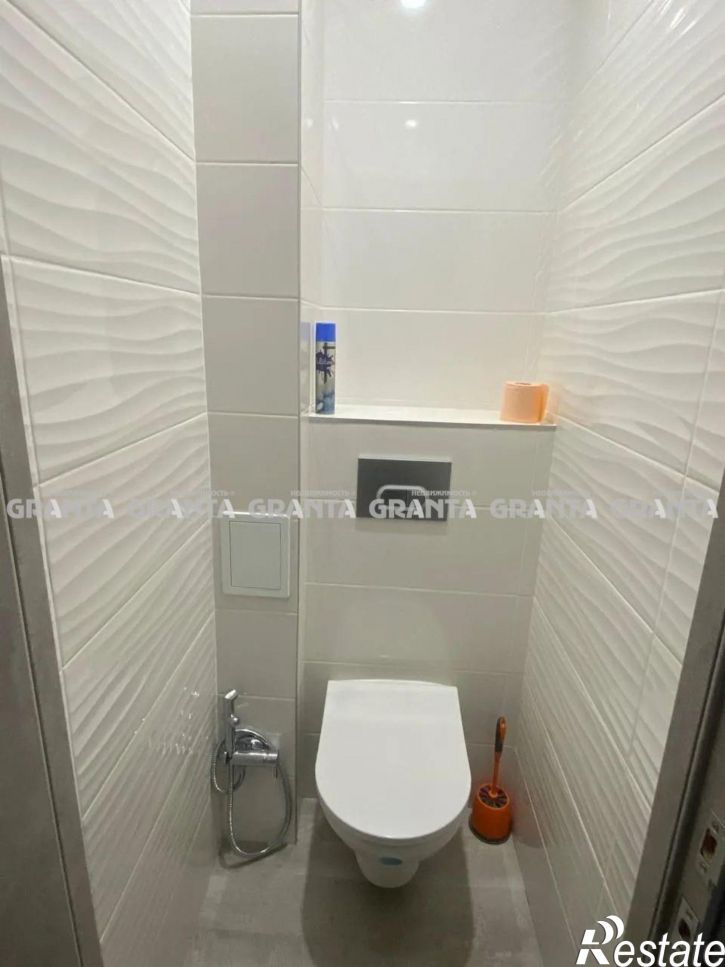 1-комн квартира ул Любы Шевцовой, 74
