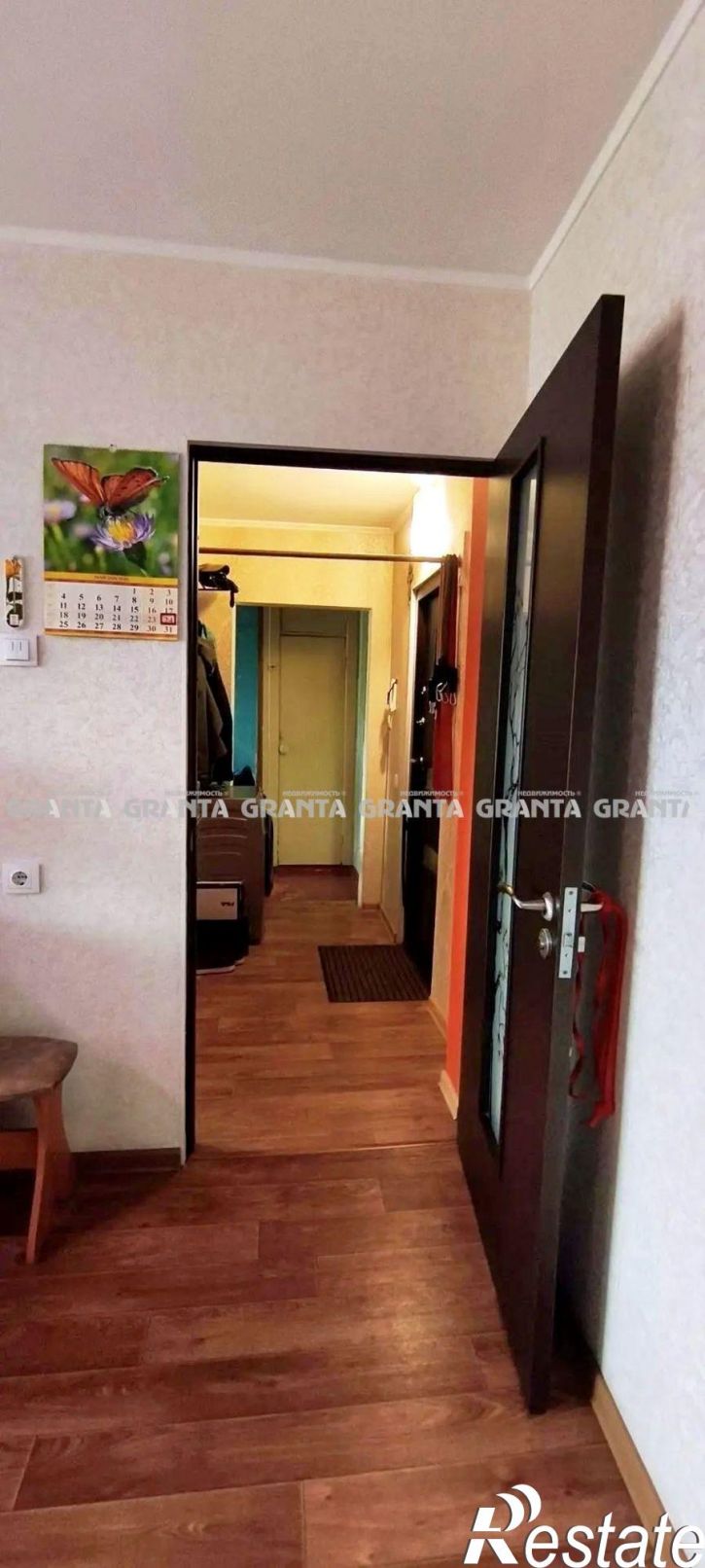 2-комн квартира пр-кт им газеты Красноярский Рабочий, 65Б