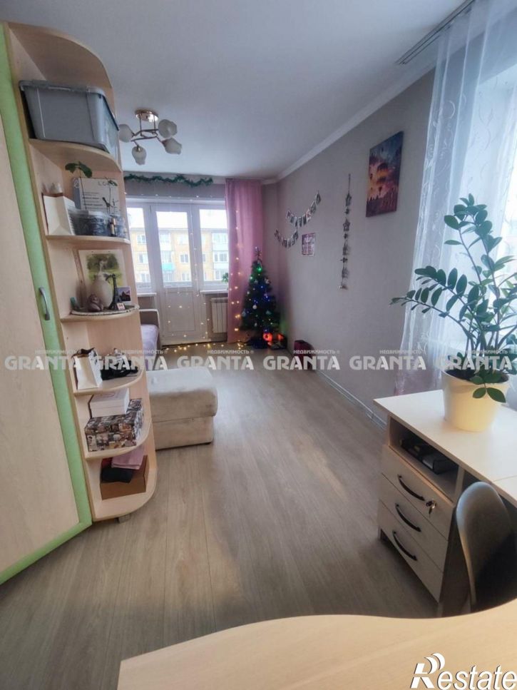 2-комн квартира ул Семафорная, 205а