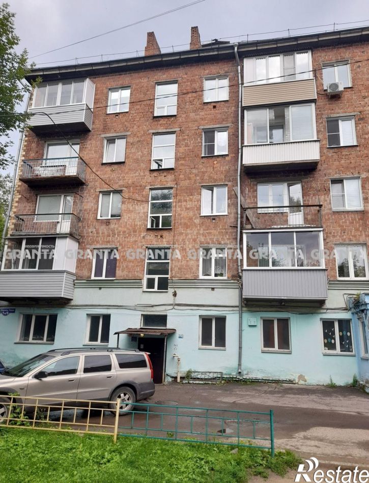 2-комн квартира ул Охраны Труда, 1а/6