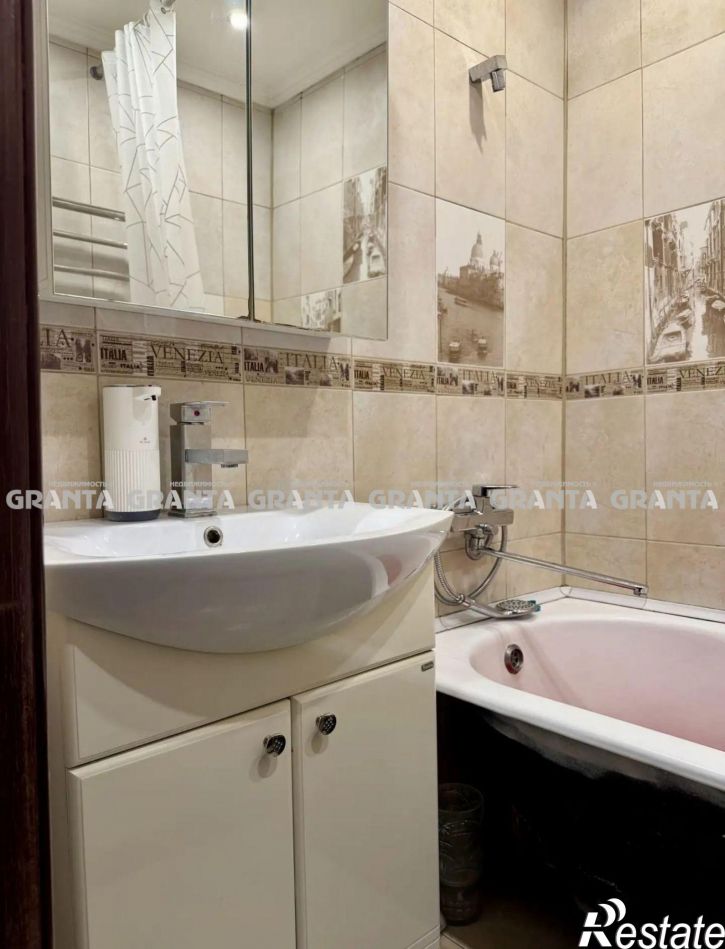 4-комн квартира ул Мате Залки, 6