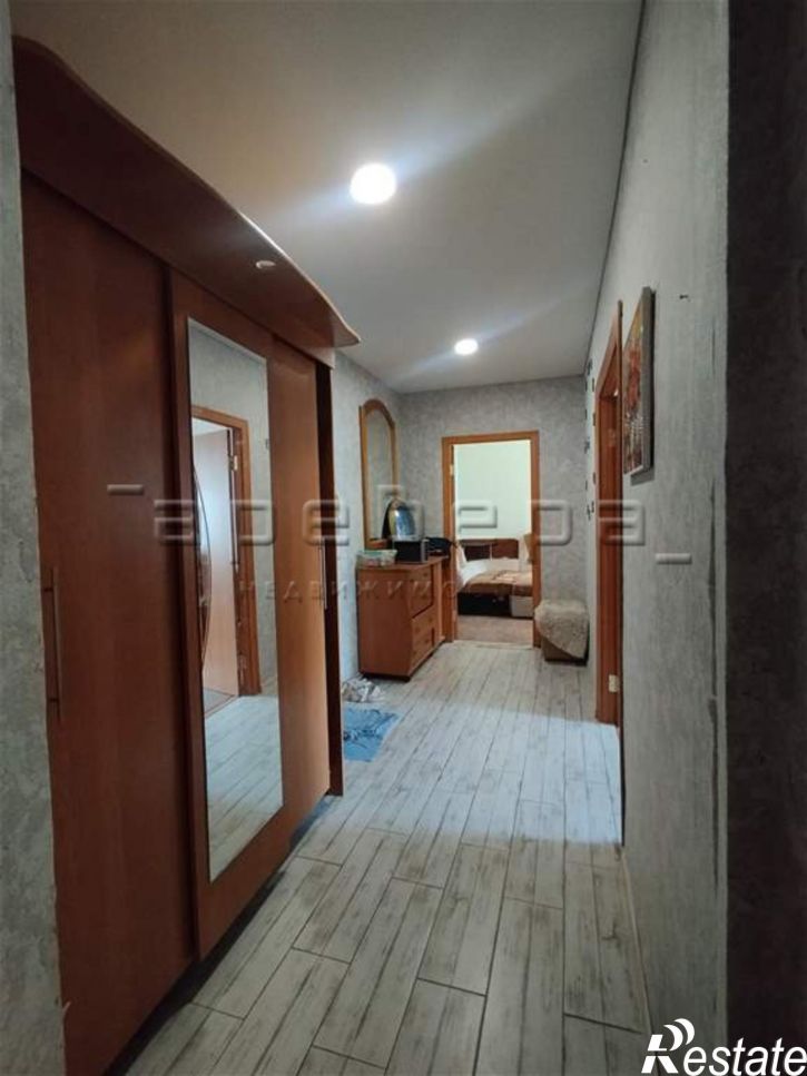 2-комн квартира Менжинского, 16а
