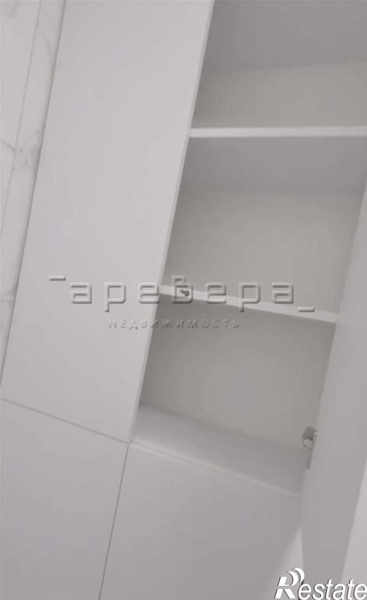 3-комн квартира Свердловская, 6е