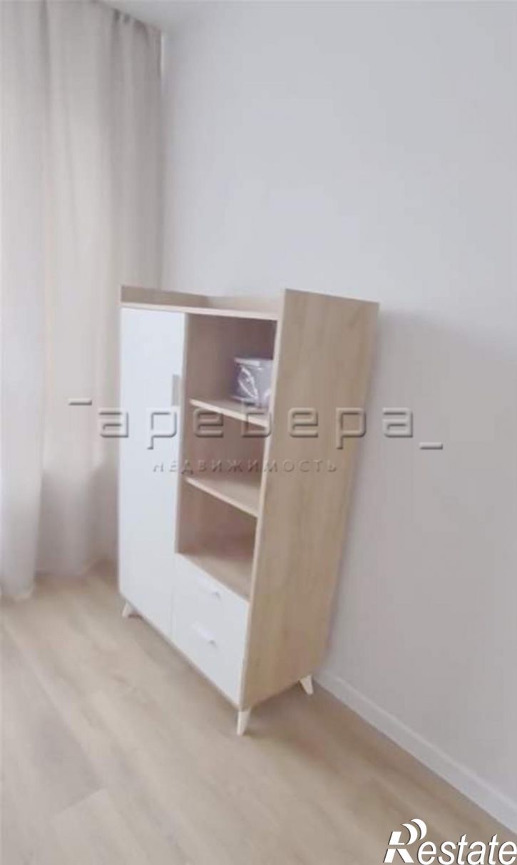 3-комн квартира Свердловская, 6е