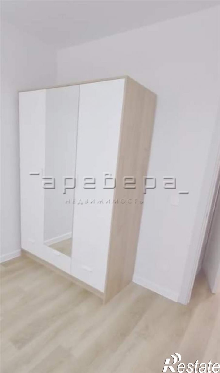3-комн квартира Свердловская, 6е