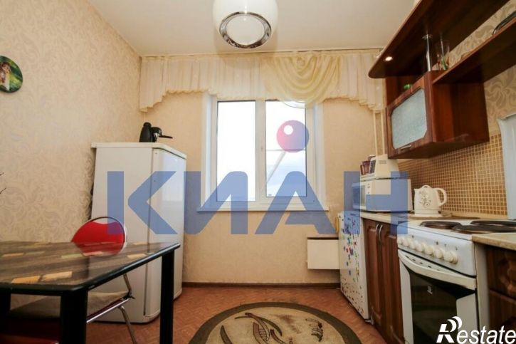 4-комн квартира Петра Словцова ул., 16