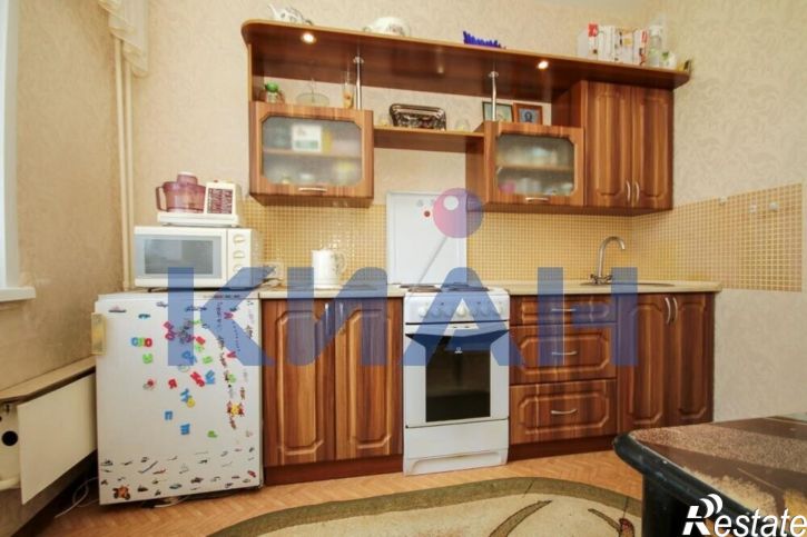 4-комн квартира Петра Словцова ул., 16