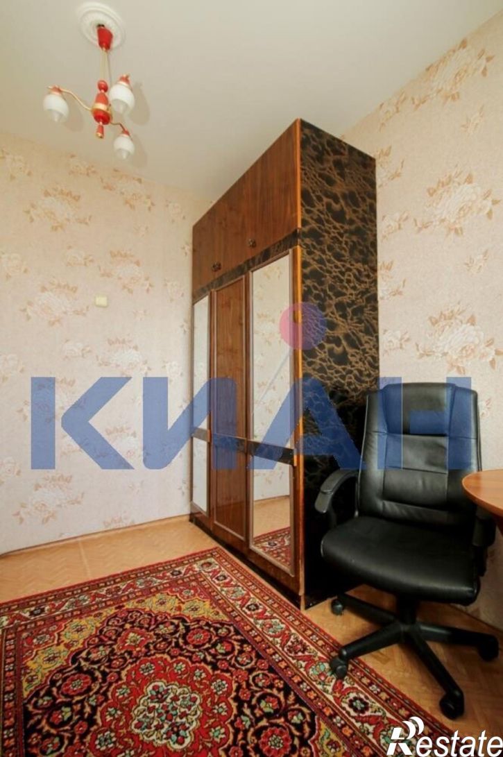4-комн квартира Петра Словцова ул., 16