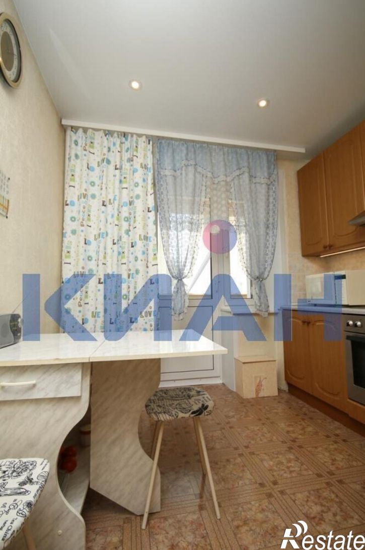 2-комн квартира Первых пионеров ул., 15