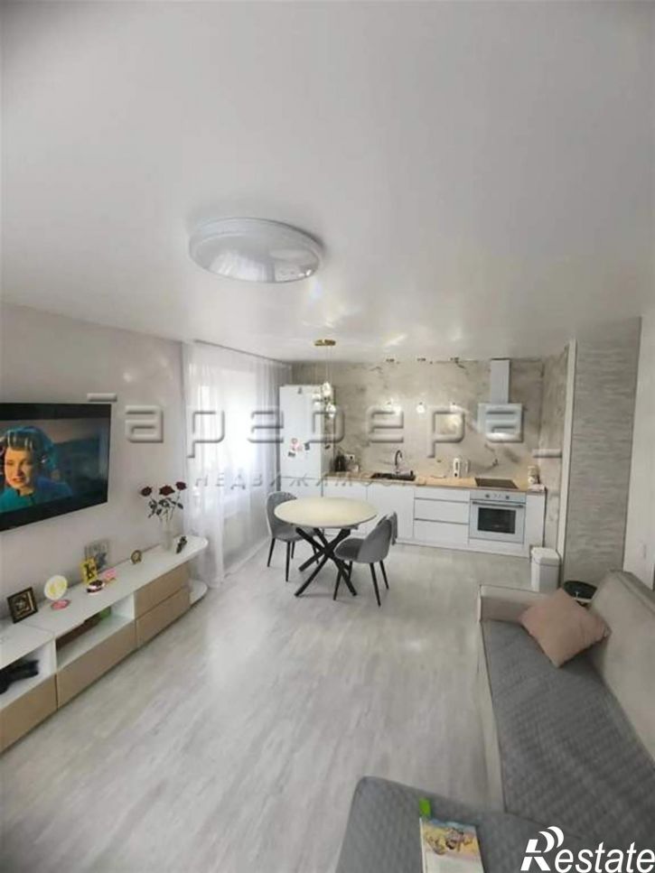 3-комн квартира им. газеты Красноярский Рабочий, 83