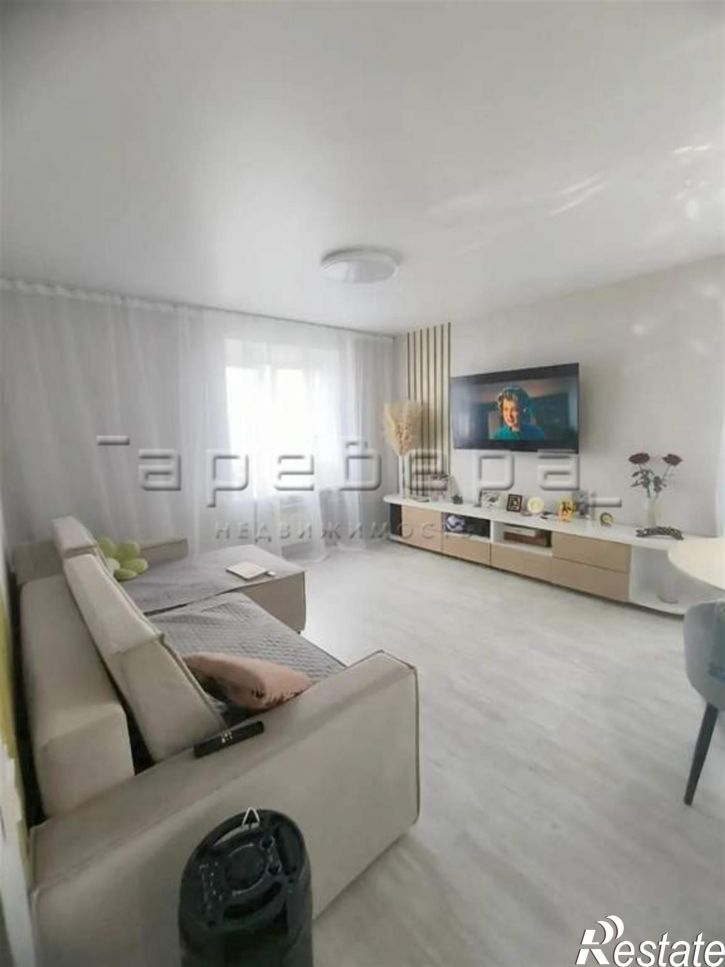 3-комн квартира им. газеты Красноярский Рабочий, 83