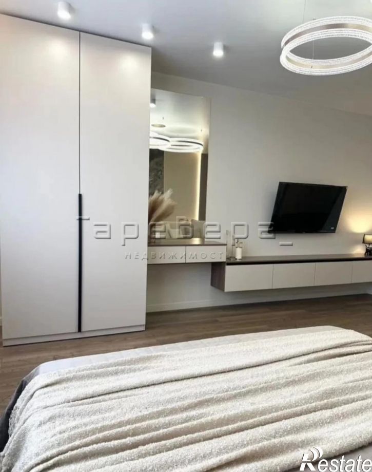 1-комн квартира Авиаторов, 68