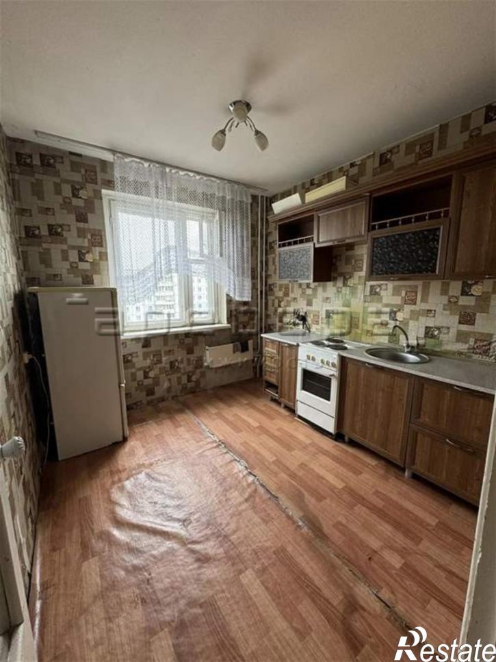 4-комн квартира Комсомольский, 3д