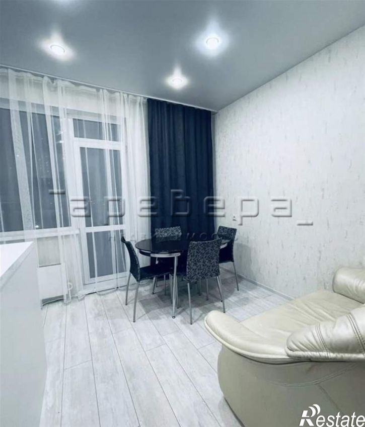 2-комн квартира Алексеева, 46