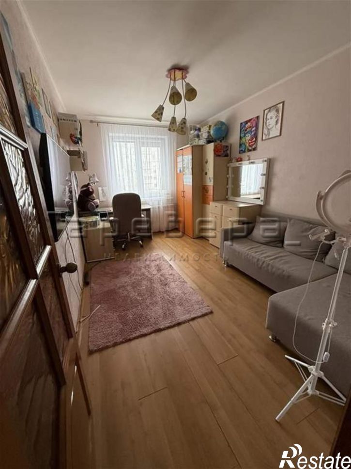3-комн квартира Урванцева, 34