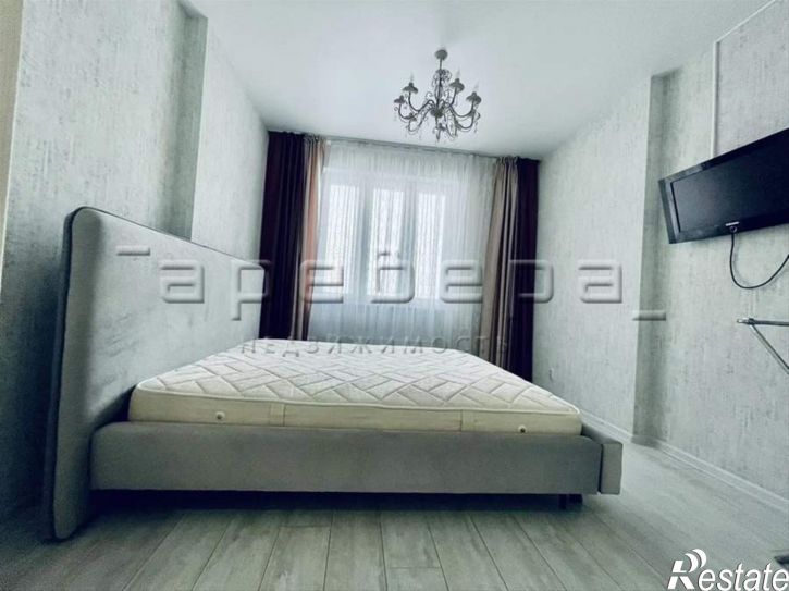 2-комн квартира Алексеева, 46