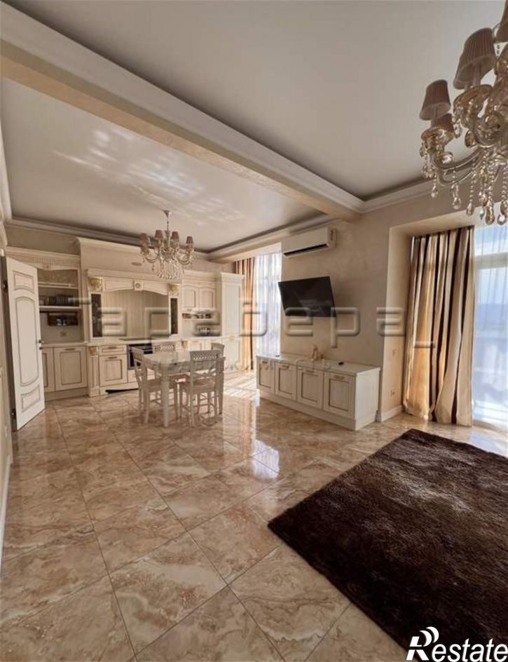 2-комн квартира Карла Маркса, 8а