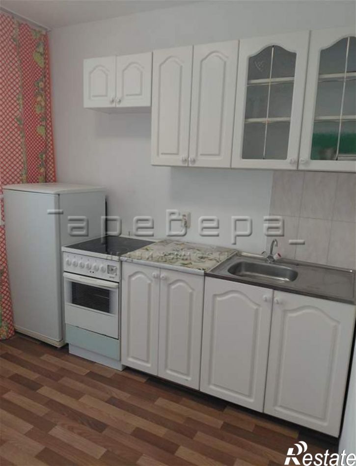 2-комн квартира Алексеева, 27