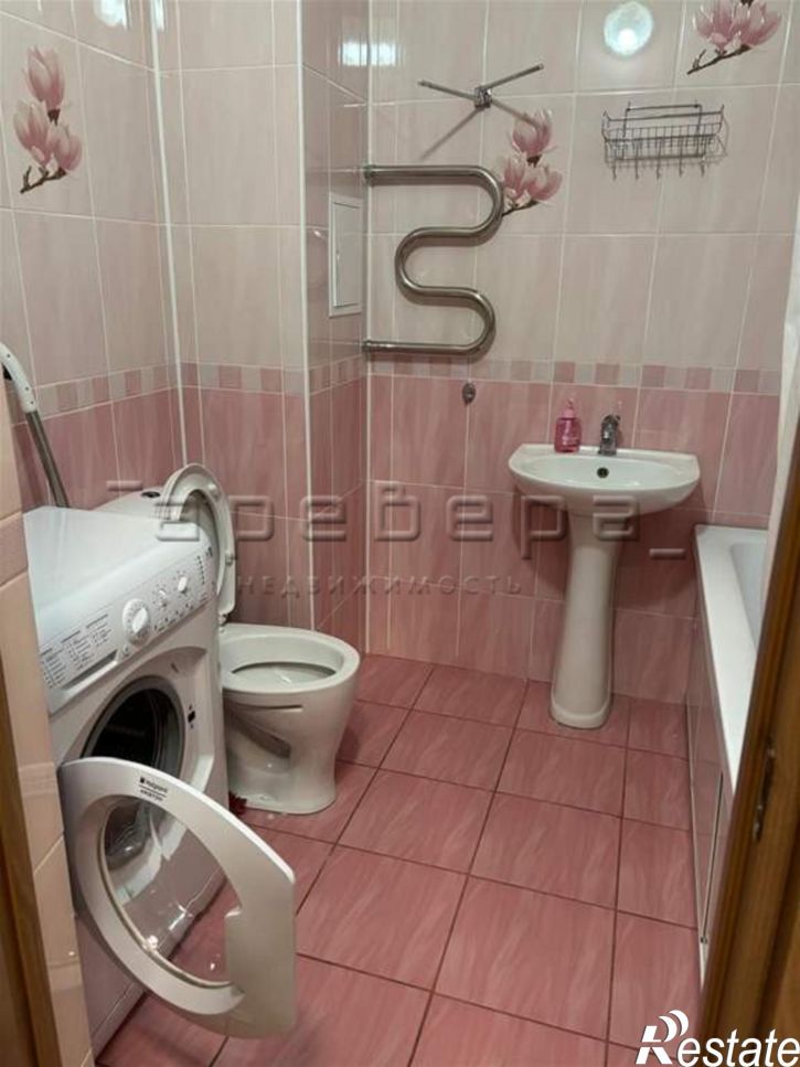 2-комн квартира Петра Подзолкова, 21