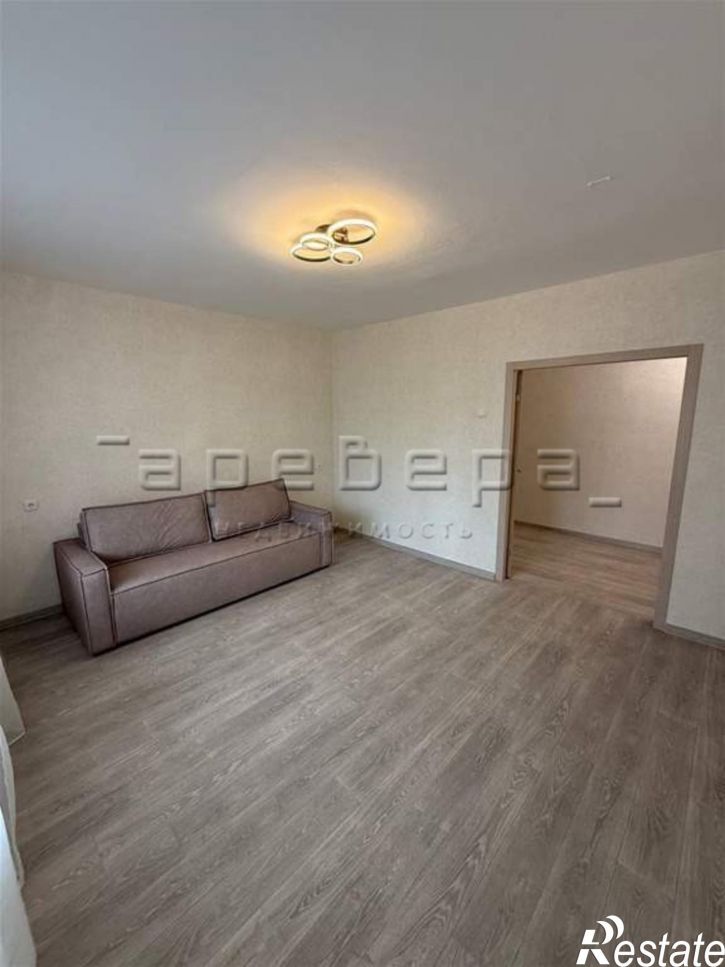3-комн квартира Молокова, 46
