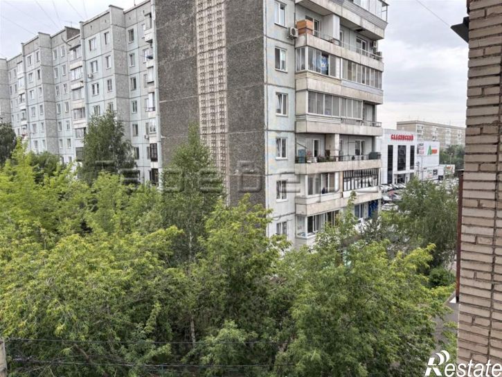 1-комн квартира Менжинского, 10а