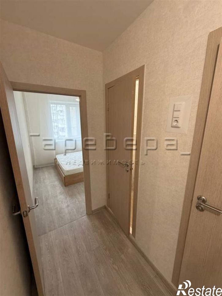 3-комн квартира Молокова, 46