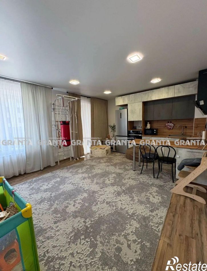 2-комн квартира ул Петра Ломако, 12
