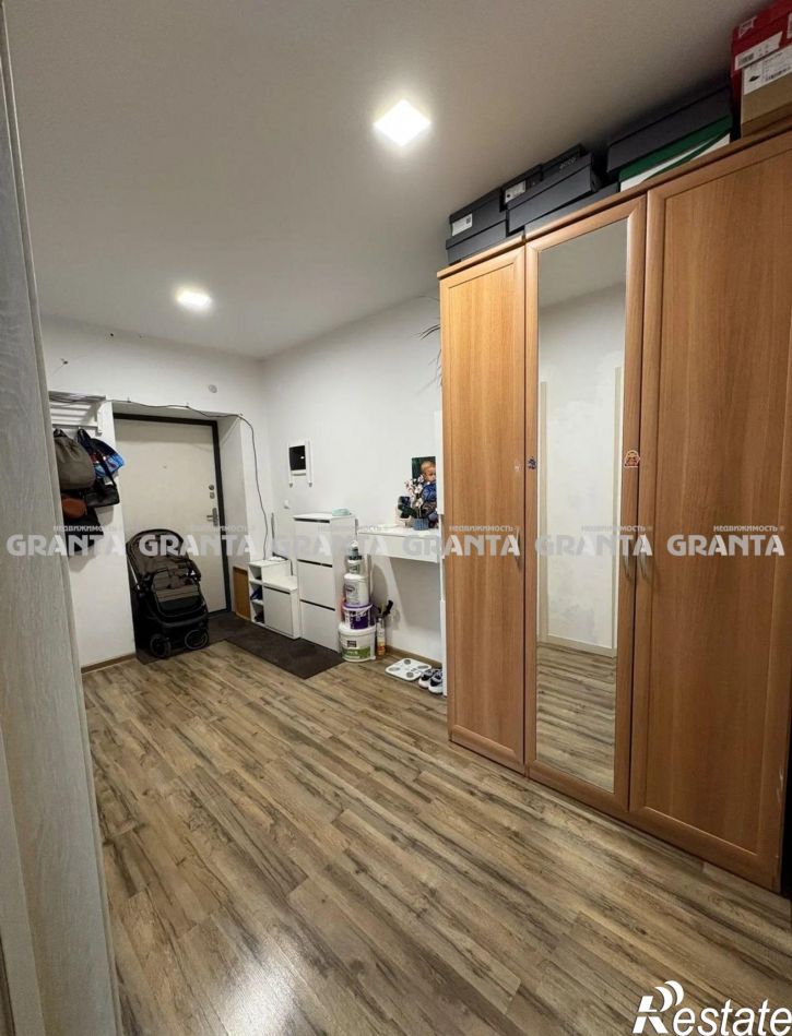 2-комн квартира ул Петра Ломако, 12