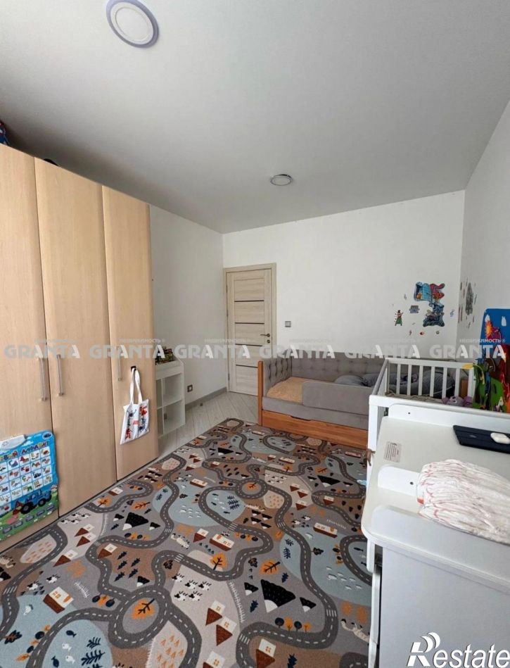 2-комн квартира ул Петра Ломако, 12