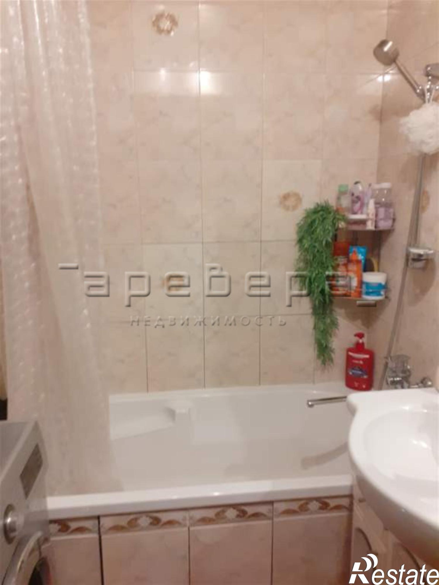 Купить квартиру за 11 100 000 рублей на Молокова, 33