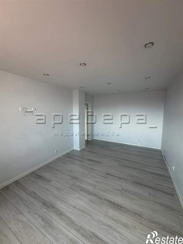 3-комн квартира Калинина, 18