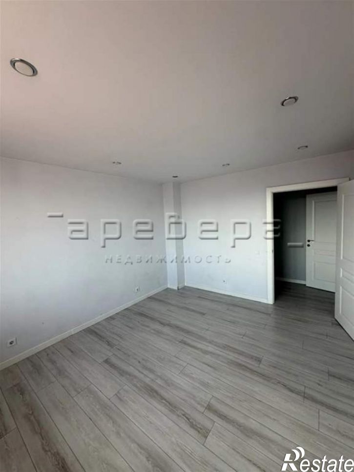 3-комн квартира Калинина, 18