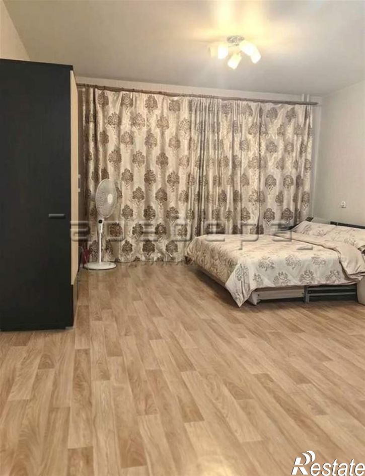 Студия Апрельская, 5