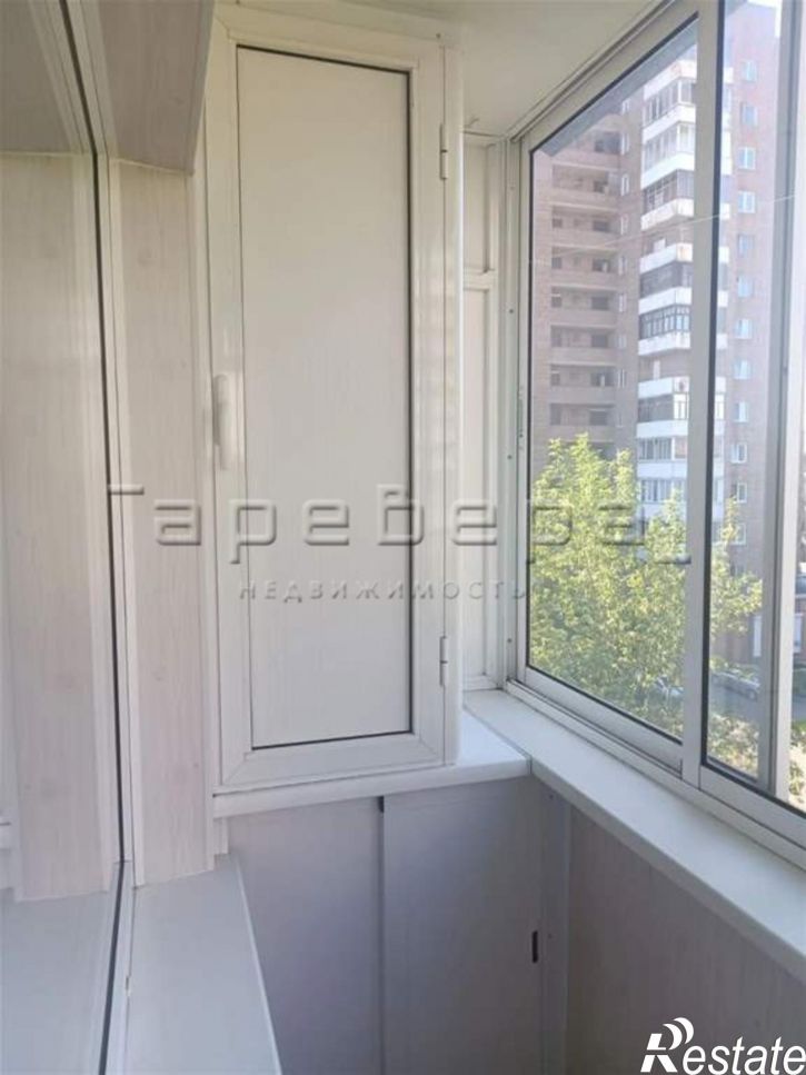 3-комн квартира Щорса, 70
