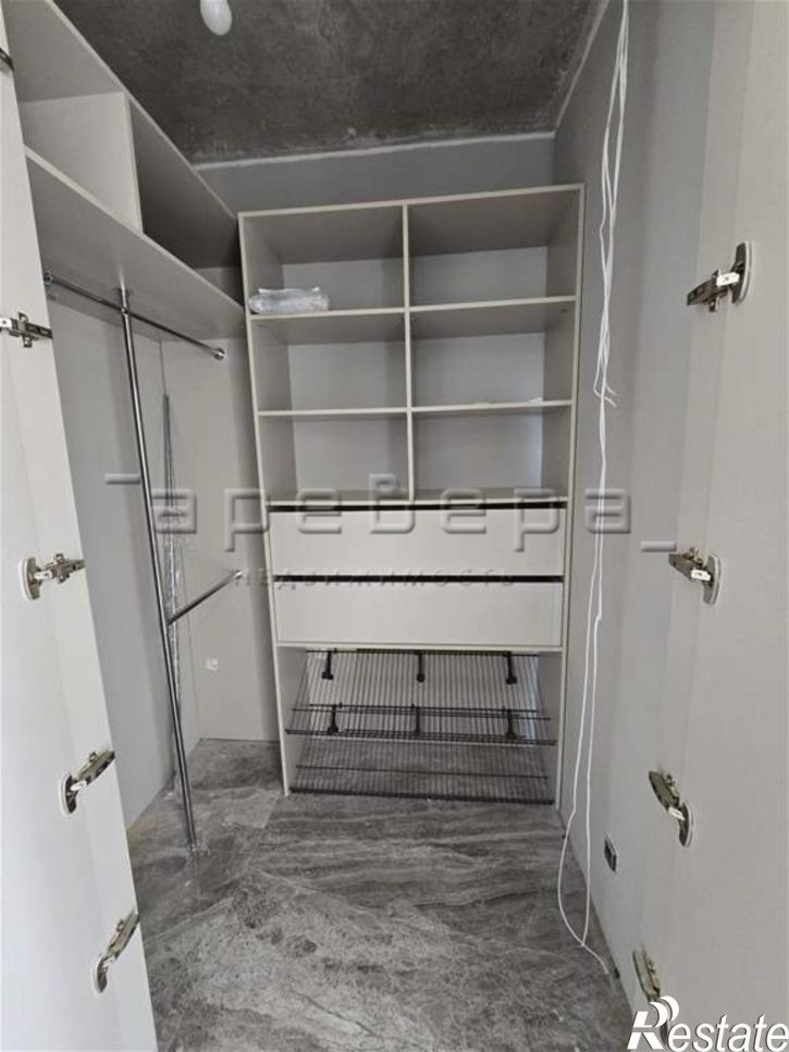 3-комн квартира Свердловская, 6и