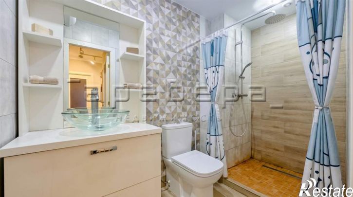 4-комн квартира Академгородок, 21