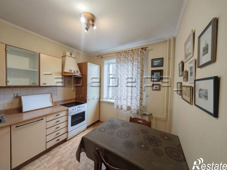 3-комн квартира 78 Добровольческой Бригады, 3