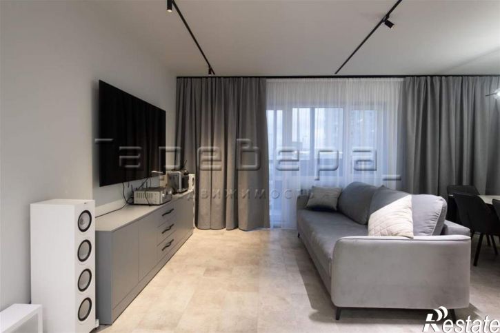 4-комн квартира Авиаторов, 3