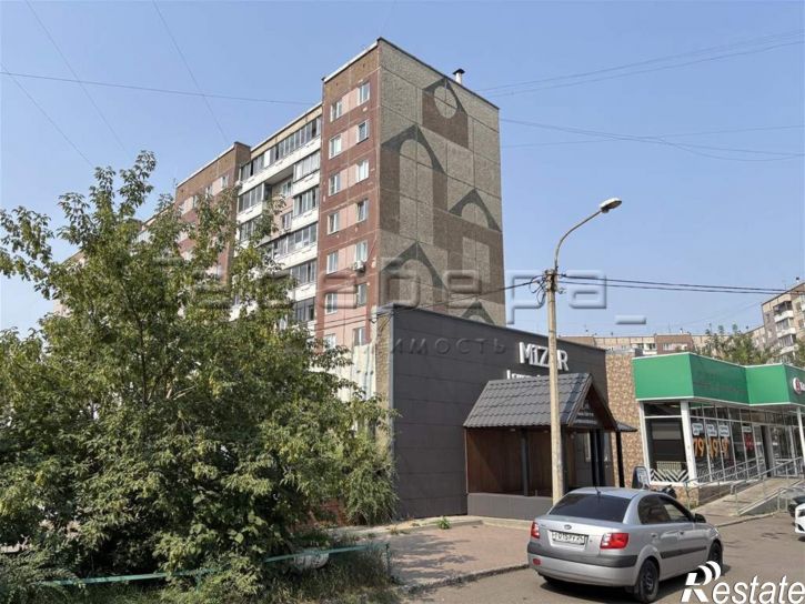 Комната 78 Добровольческой Бригады, 1