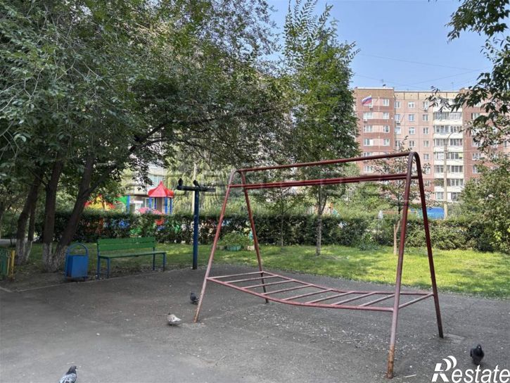 Комната 78 Добровольческой Бригады, 1