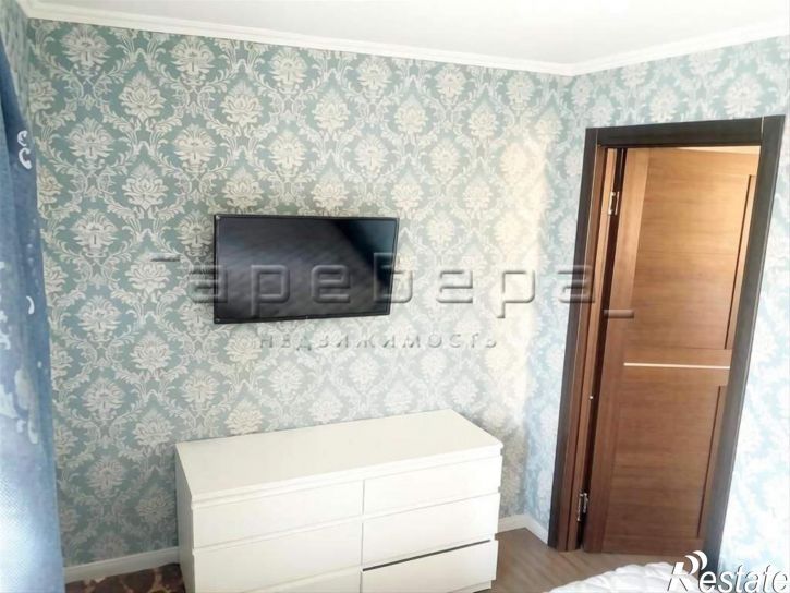 3-комн квартира Быковского, 6