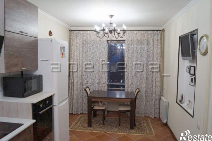 3-комн квартира Перенсона, 5а