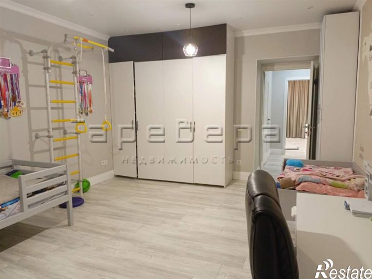 3-комн квартира Ботанический, 15
