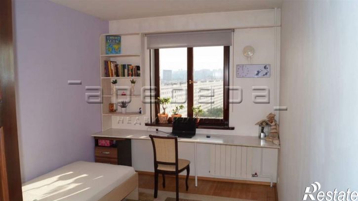 3-комн квартира Перенсона, 5а