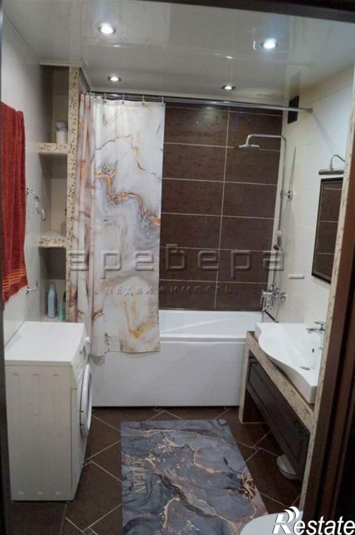3-комн квартира Перенсона, 5а